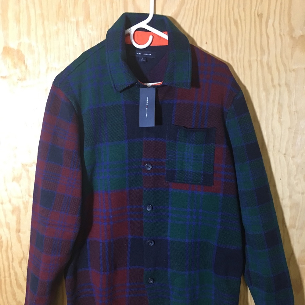 Tommy Hilfiger Mens Essential  shirt Silhouette